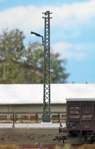 H0 P��hradov� sto��r s lampou