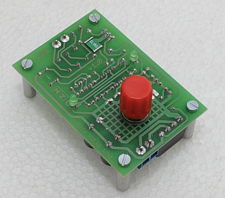 Pulzn� regul�tor - k ovl�d�n� j�zdy model�