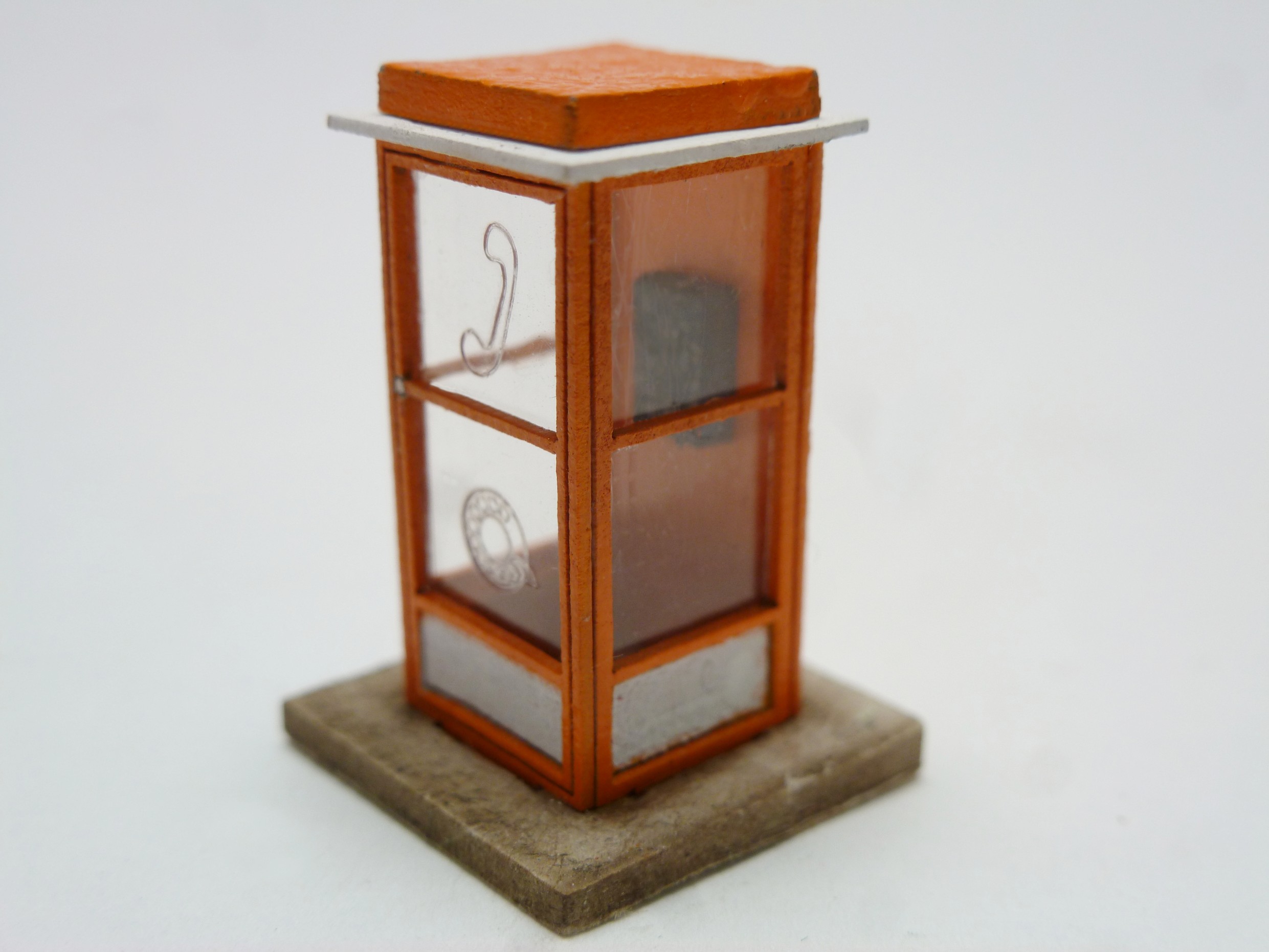 TT Telefonn� budka oran�. - stavebnice