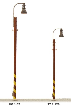 TT N�dra�n� lampa na d�ev�n�m sto��ru �lut� LED