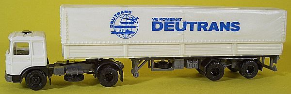 TT MAN a n�v�s s plachtou "DEUTRANS"