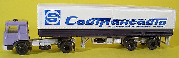 TT MAN a n�v�s s plachtou "Sovtrans"