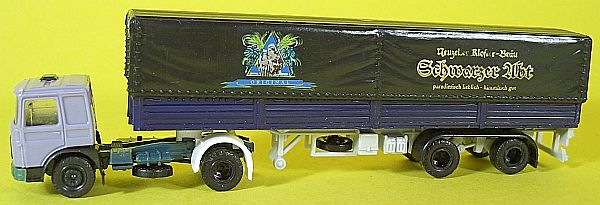 TT MAN a n�v�s s plachtou "Kloster-Br�u"