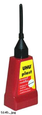 UHU plast spezial - speci�ln� lepidlo pro lepen� plast�